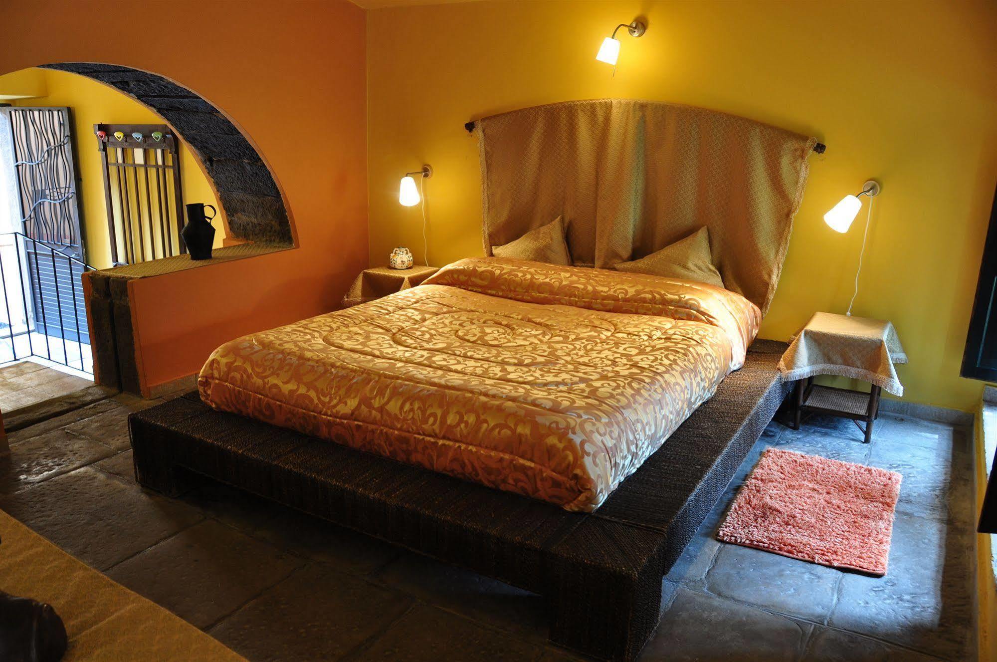 Casale Romano Resort E Relais Motta Camastra Ngoại thất bức ảnh