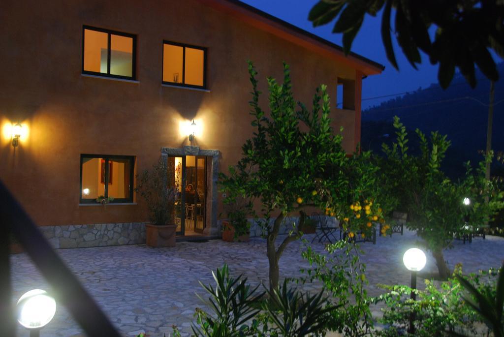 Casale Romano Resort E Relais Motta Camastra Ngoại thất bức ảnh